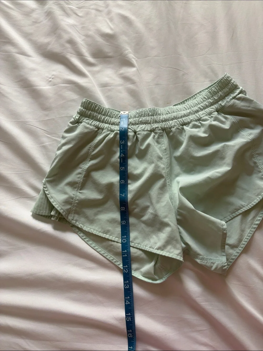Lululemon Hottie Hot Pleated Mint Green Athletic Shorts - Picture 12 of 12